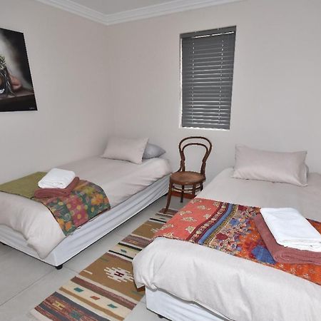Cyprus Manor 12 Apartment Mossel Bay Exterior photo