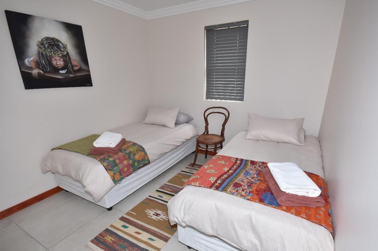Cyprus Manor 12 Apartment Mossel Bay Exterior photo